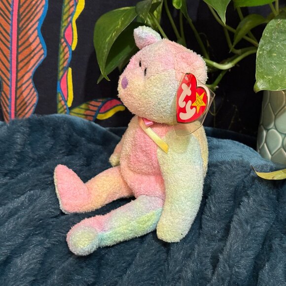 Ty Original Beanie Baby, Groovy the Bear, Tie-Dye Rainbow, DOB January 10, 1999 - Picture 2 of 15